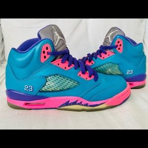 Women’s Retro Jordan 5 ‘Tropical teal’ 7W/5.5Y✨